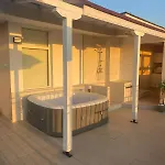 Luxury Penthouse Studio With Outdoor Hot Tub And Panoramic Views Апартамент