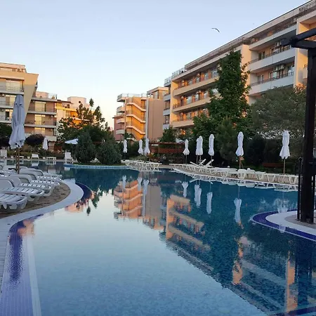 Luxury Penthouse With Outdoor Hot Tub And Panoramic Views Апартаменты