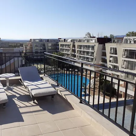 Luxury Penthouse With Outdoor Hot Tub And Panoramic Views * Солнечный берег