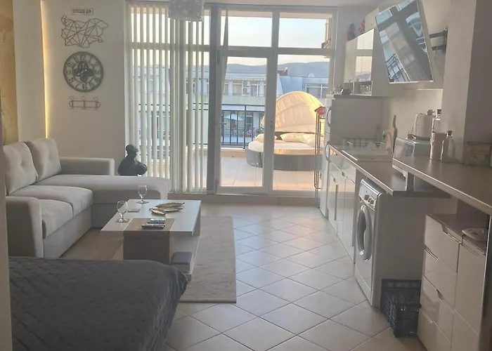Luxury Penthouse Studio With Outdoor Hot Tub And Panoramic Views Napospart