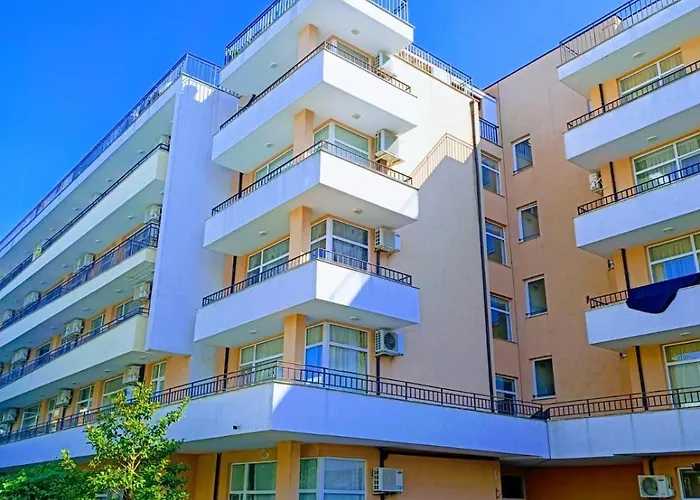 Apartman Luxury Penthouse Studio With Outdoor Hot Tub And Panoramic Views Napospart
