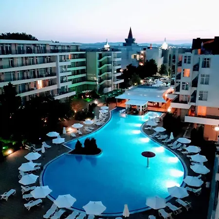 Luxury Penthouse With Outdoor Hot Tub And Panoramic Views Lägenhet *