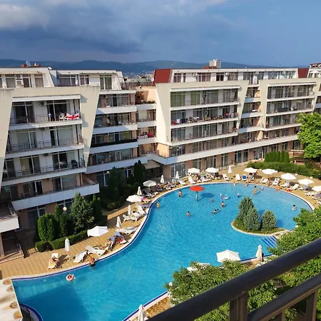 Luxury Penthouse With Outdoor Hot Tub And Panoramic Views Lägenhet *